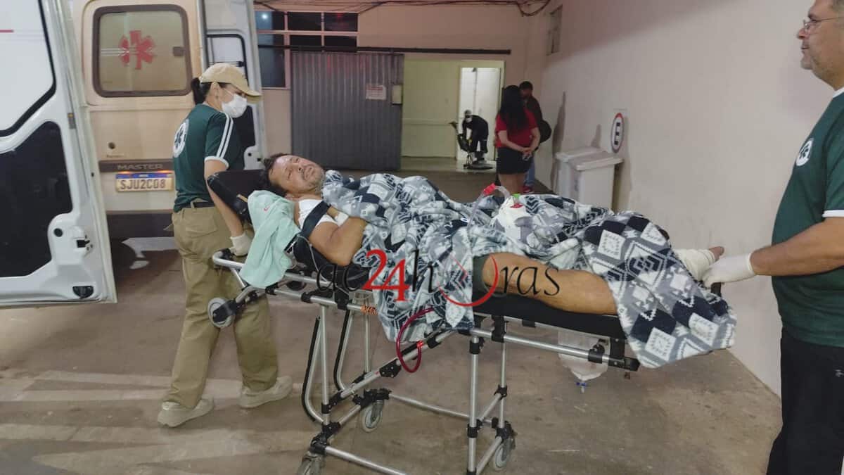 Discussão em bebedeira termina com um homem gravemente ferido com golpe de faca nas costelas em Brasiléia