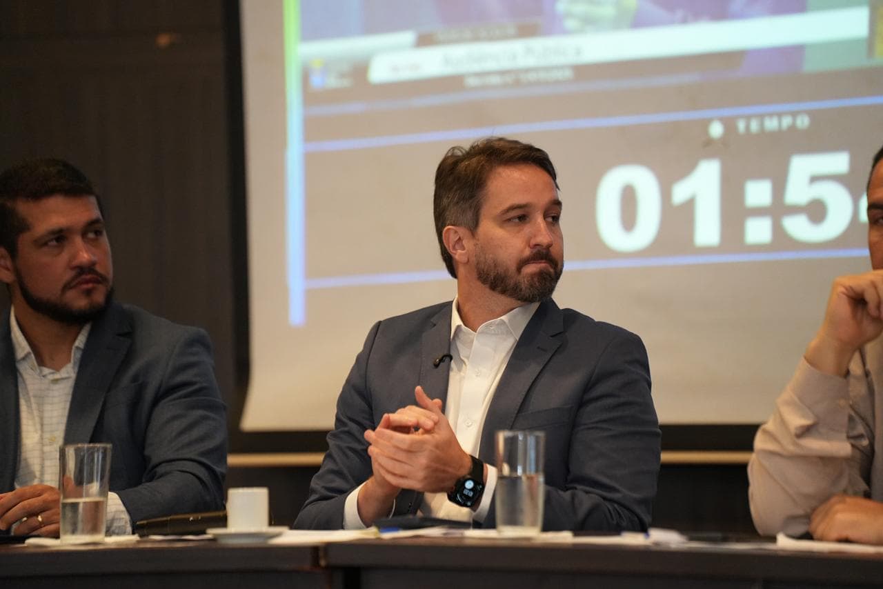 Audiência debate descarte irregular de lixo e novas regras para grandes geradores em Rio Branco